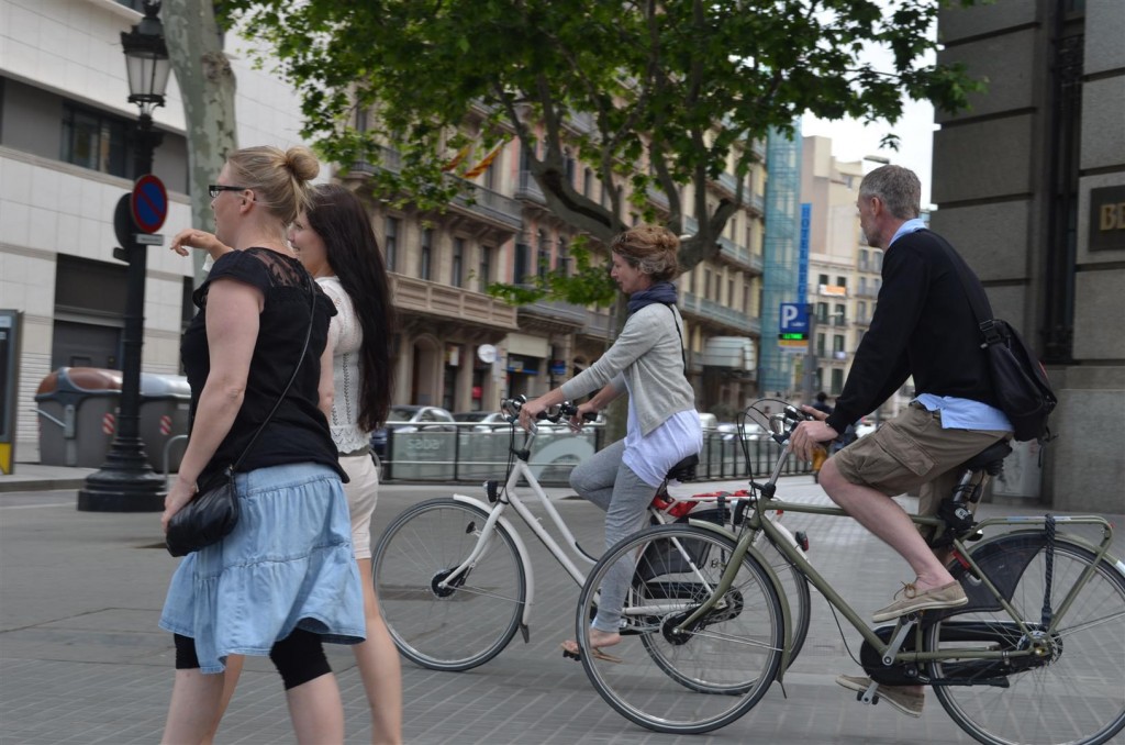 cuplu pe biciclete
