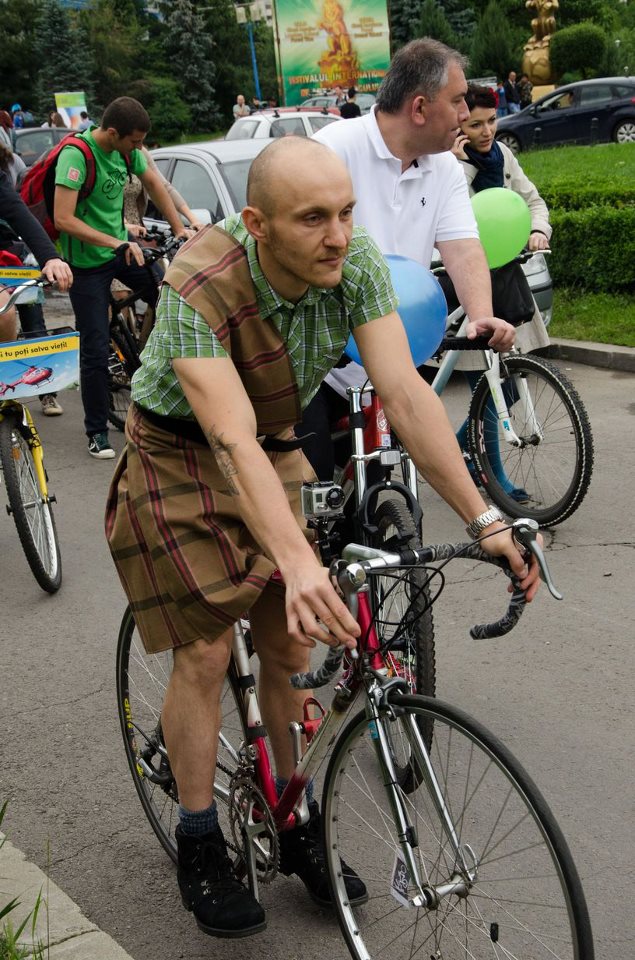 turific_kilt Turific in kilt!