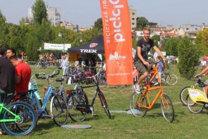 tall bike biciclop bicicleta inalta