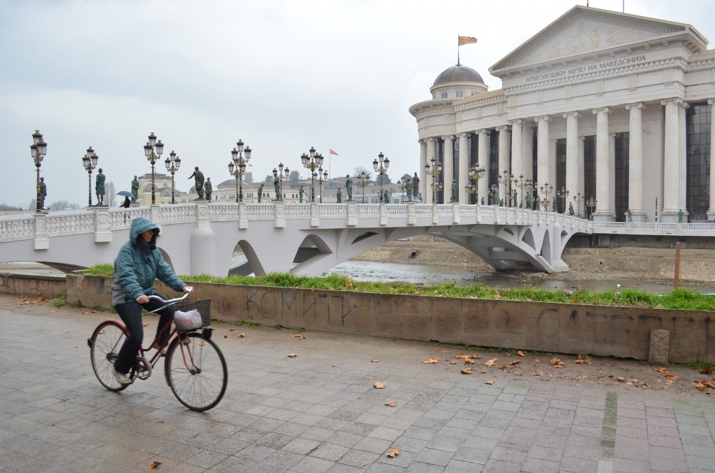 vizita la skopje: bicicleta de oras vizita la skopje: bicicleta de oras
