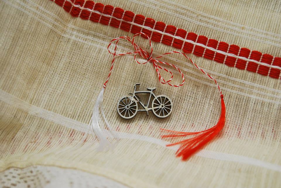 Brosa bicicleta clasica mare Brosa bicicleta clasica mare