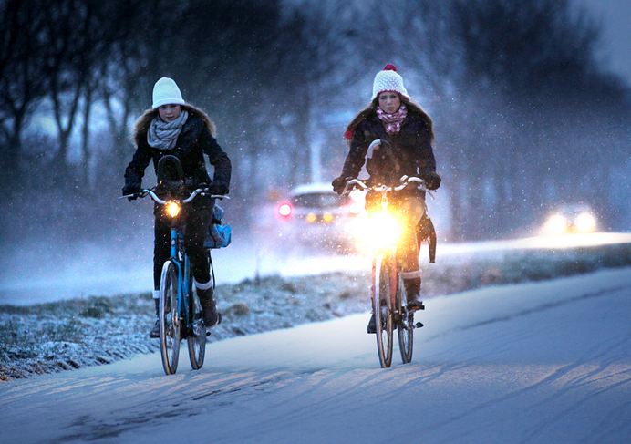lumini bicicleta