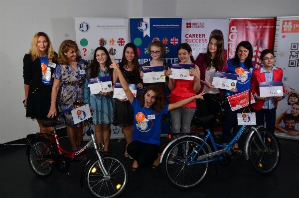 Castigatori Mirunette Language Competition impreuna cu Biciclop
