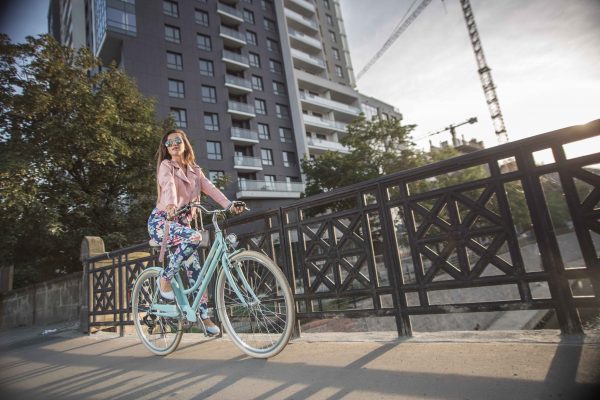 Romet - plimbare in oras cu bicicleta