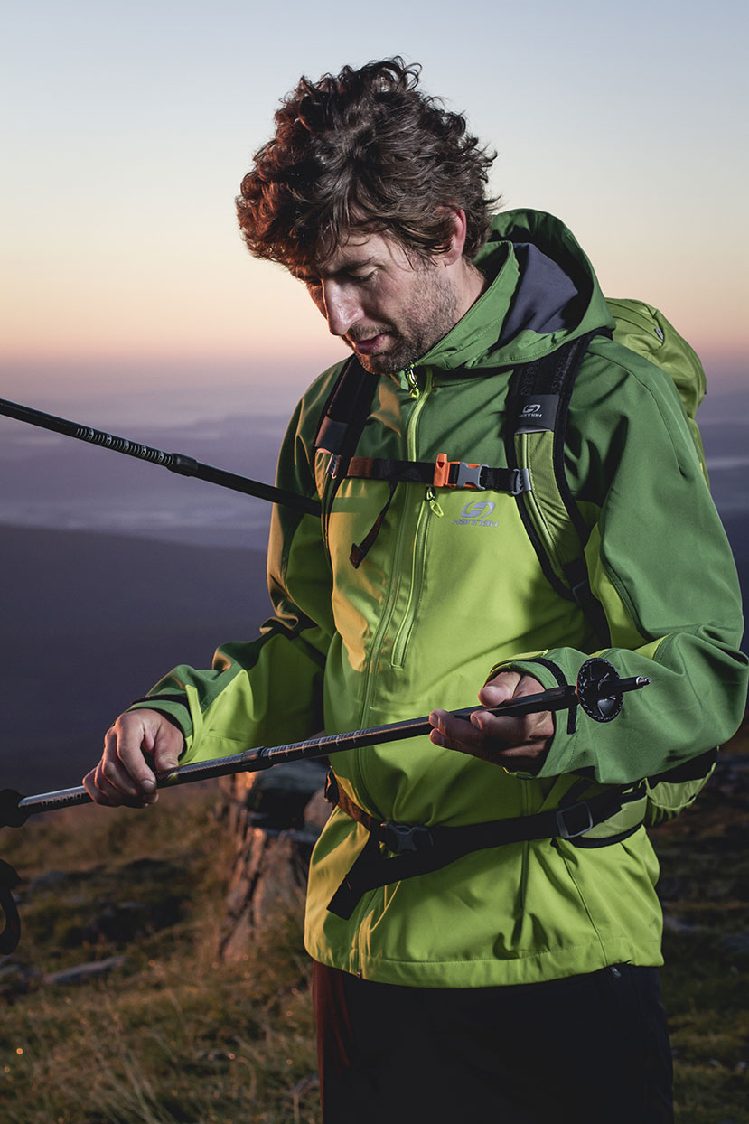 echipamente de trekking