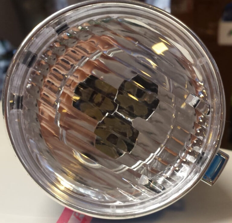 Far Clasic, baterii, 3 led, galben
