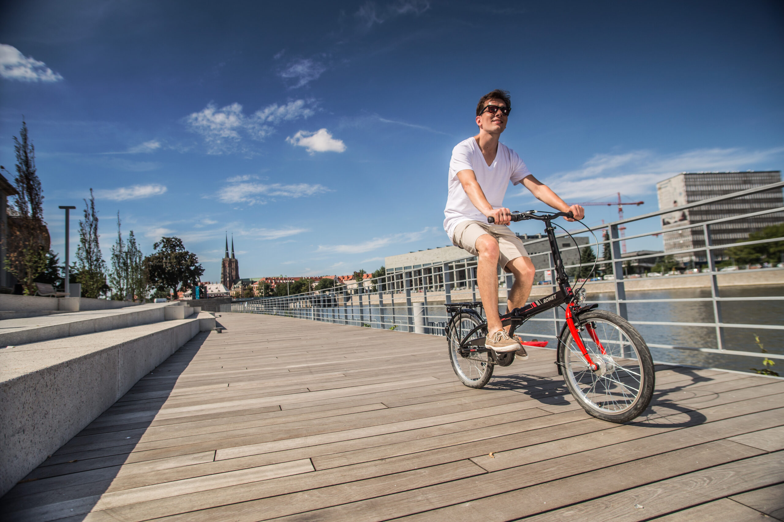 Bicicletă pliabilă pentru deplasări urbane